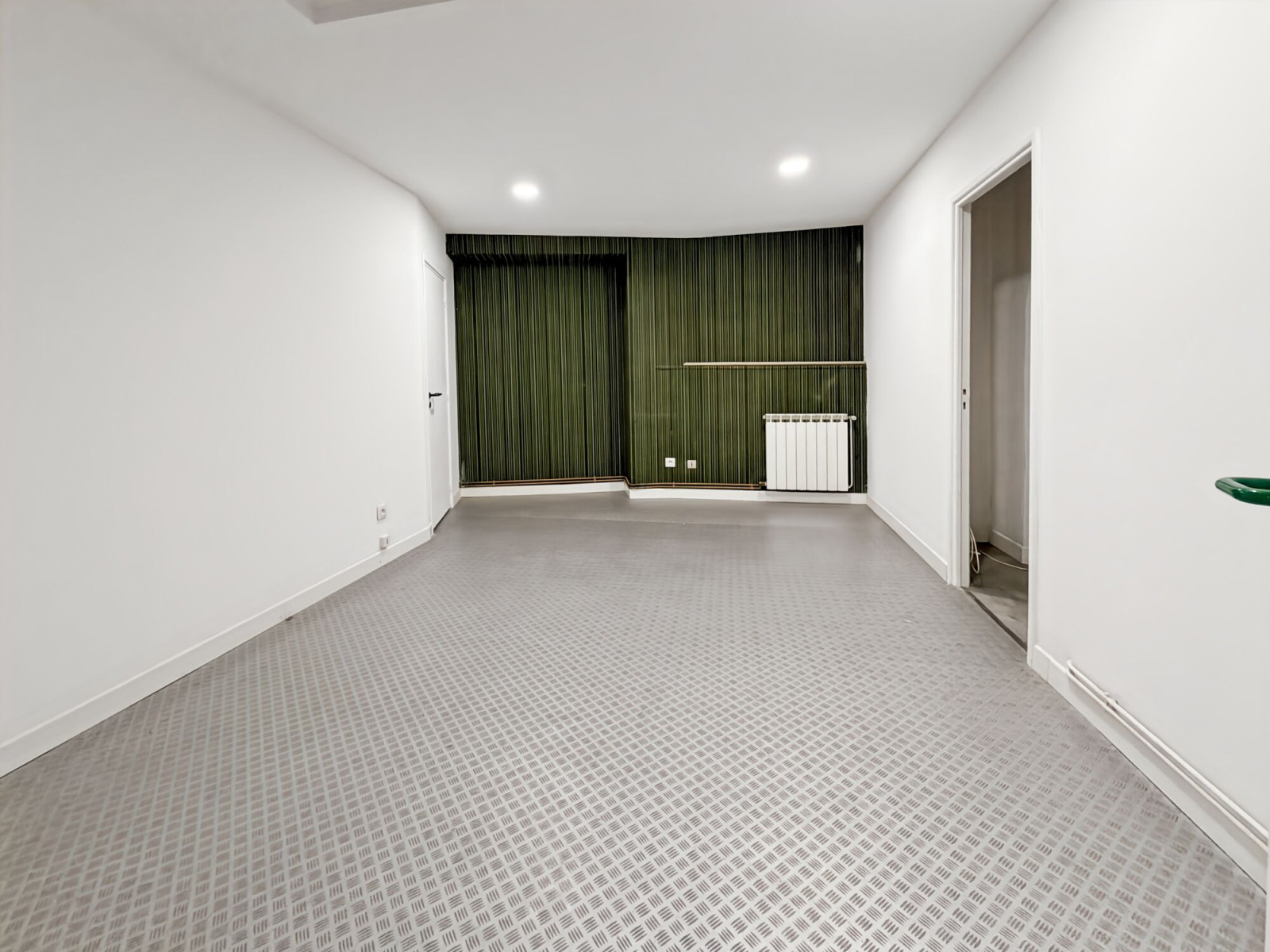 
                                                Location
                                                 Location Bureaux Marseille 13001