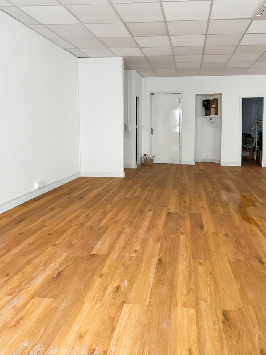 
                                                Location
                                                 Location Bureaux Marseille 13001