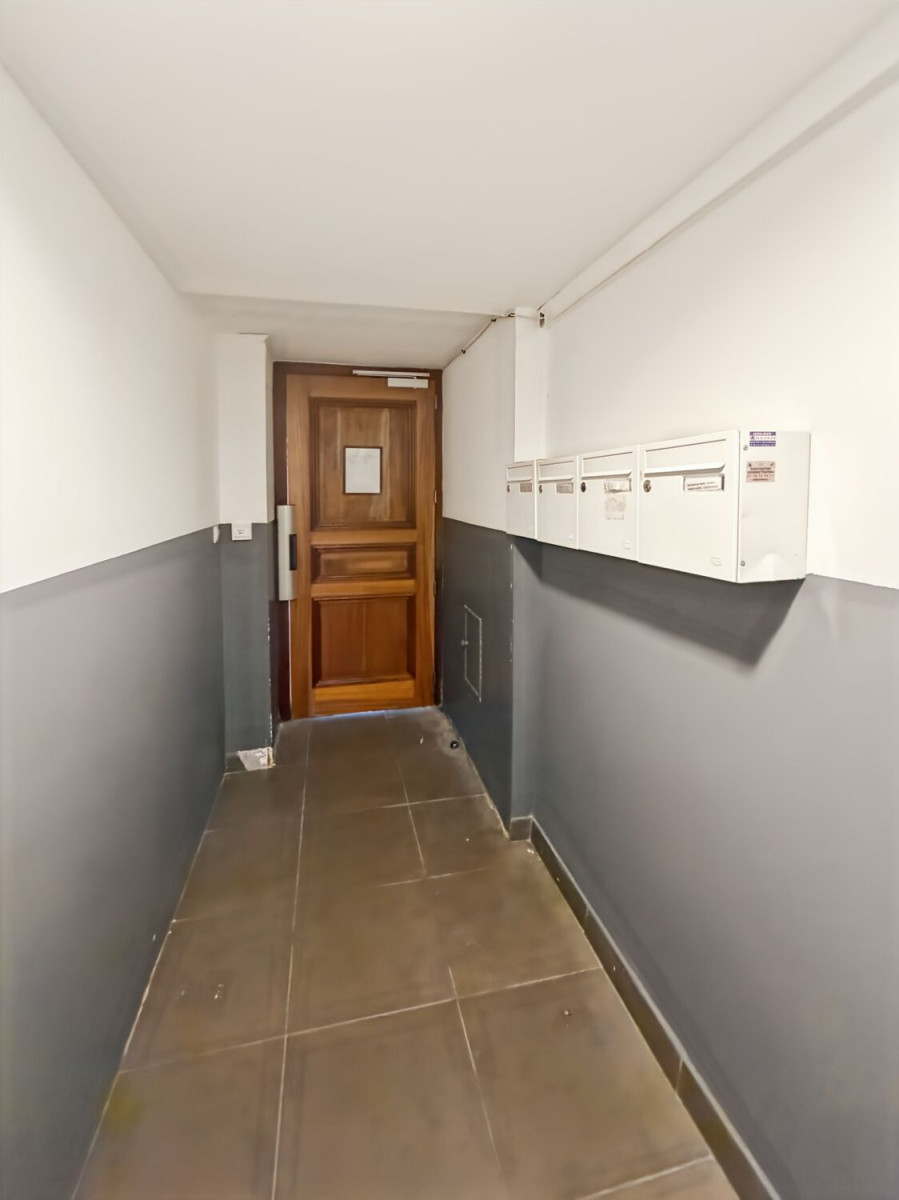 
                                                Location
                                                 Location Bureaux Marseille 13001