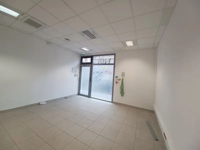 
                                                Location
                                                 Location Bureaux Marseille 13003