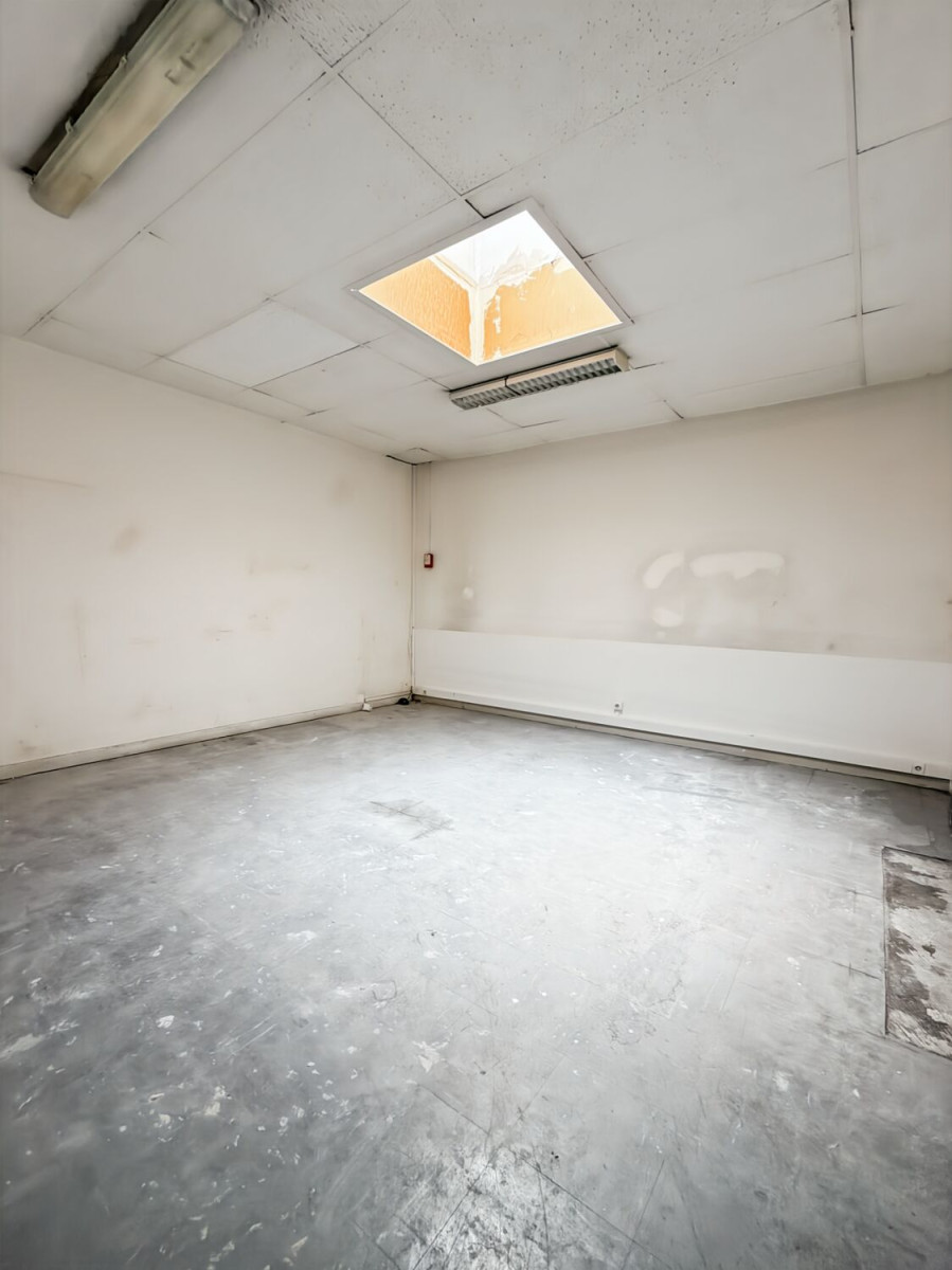 
                                                Location
                                                 Location Entrepôts / Locaux d’activités Marseille 13005