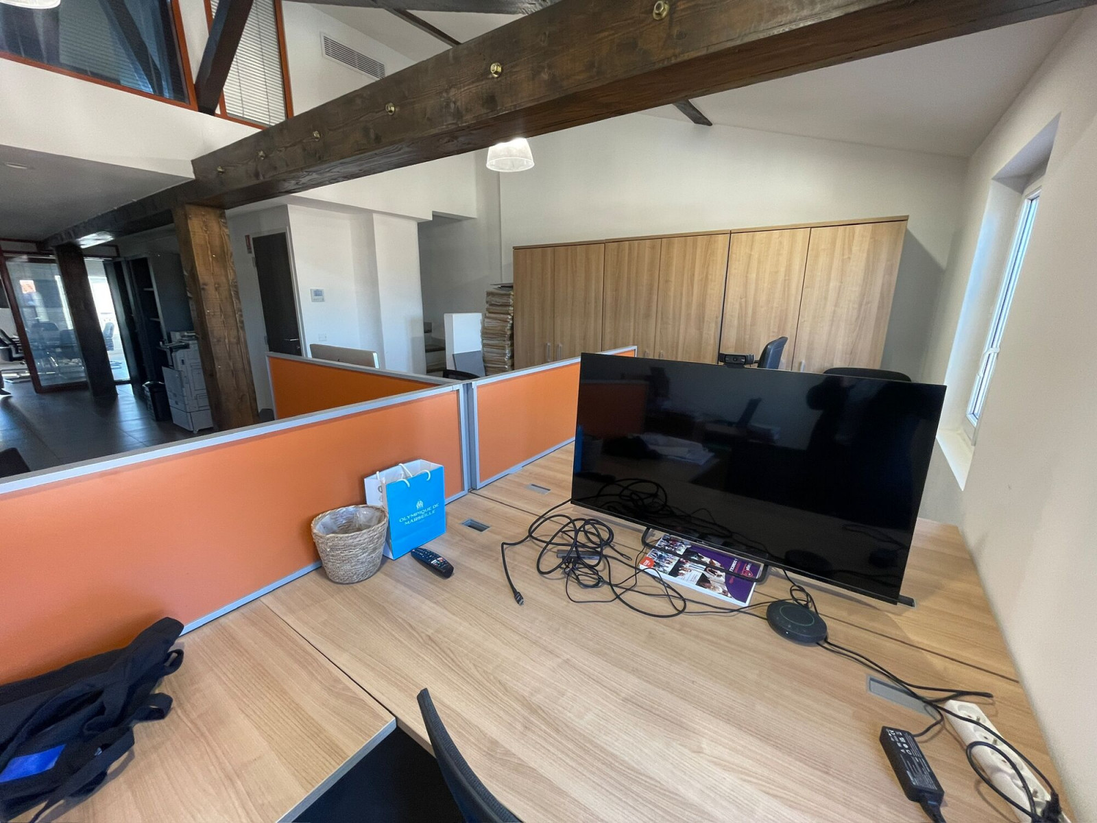 
                                                Location
                                                 Location Bureaux Marseille 13006