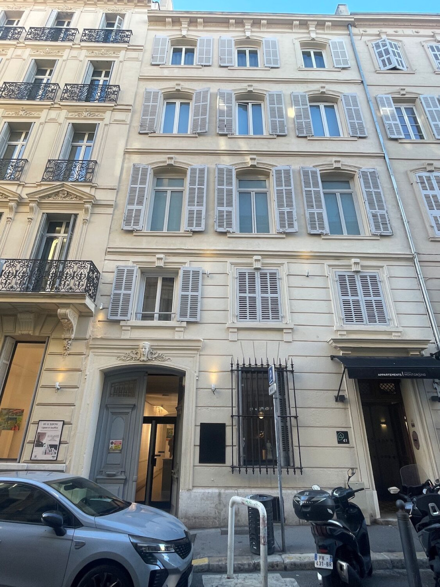 
                                                Location
                                                 Location Bureaux Marseille 13006