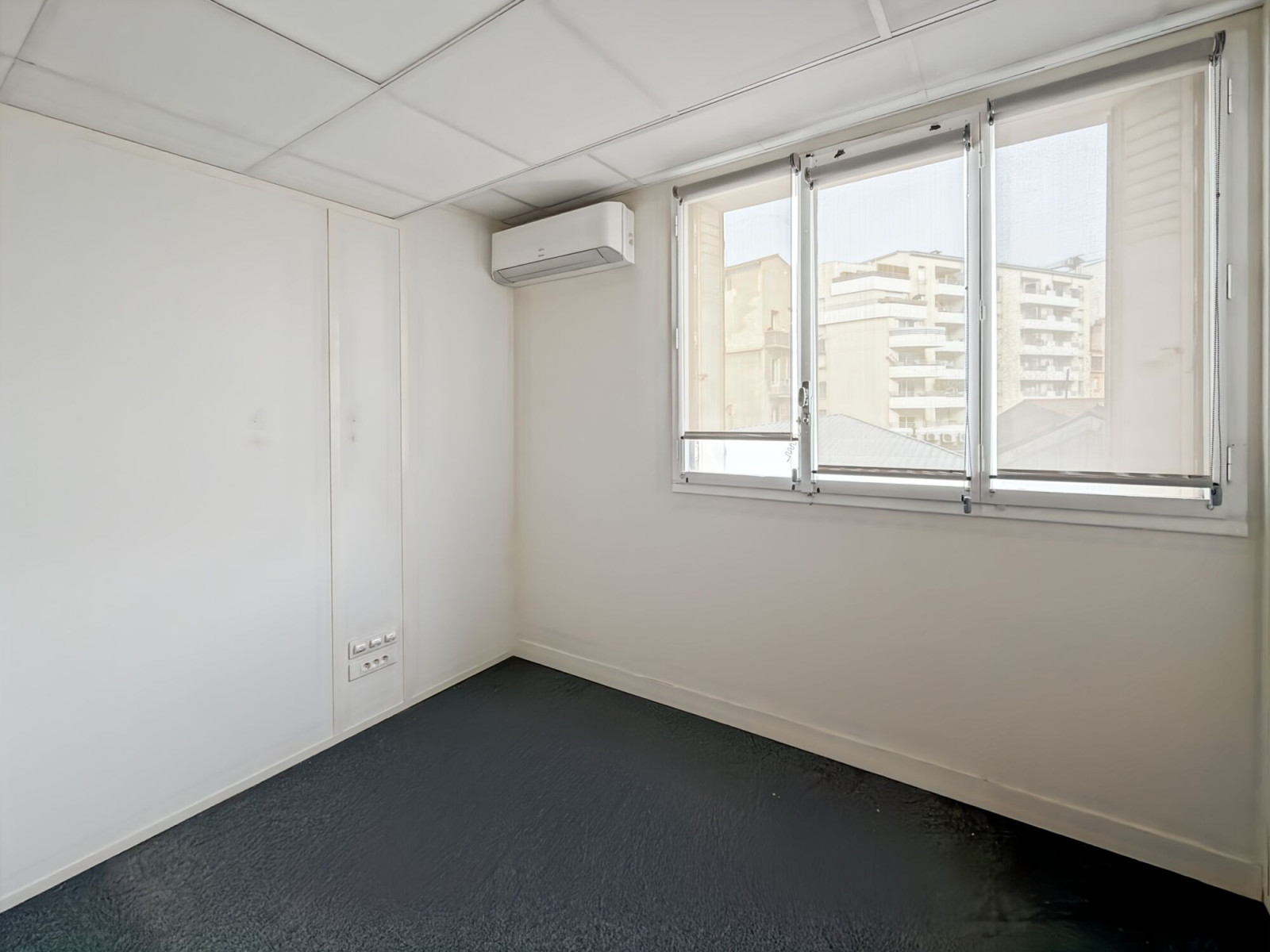 
                                                Location
                                                 Location Bureaux Marseille 13006
