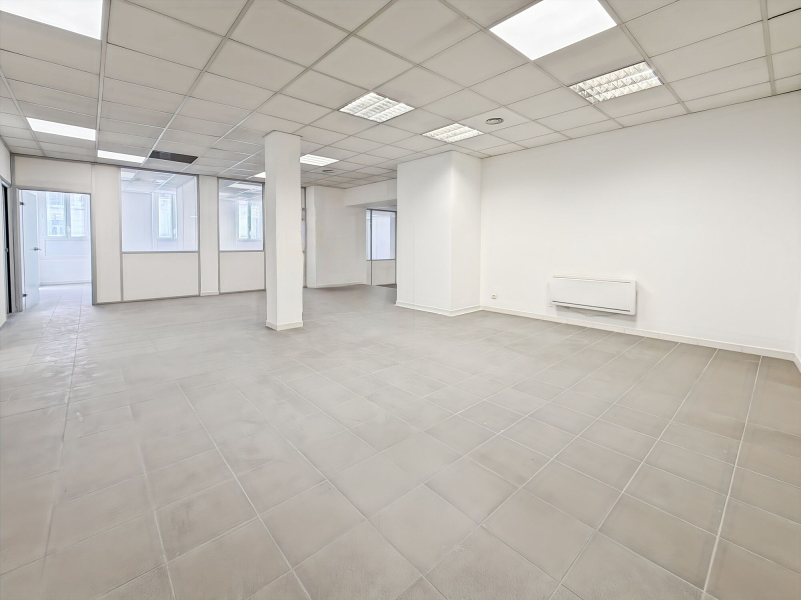 
                                                Location
                                                 Location Bureaux Marseille 13006
