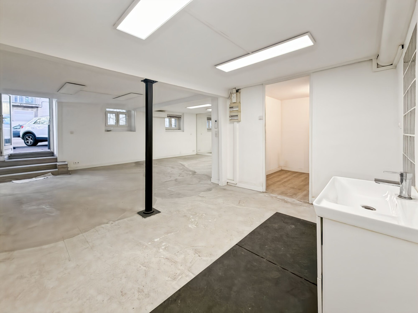 
                                                Location
                                                 Location Bureaux Marseille 13007