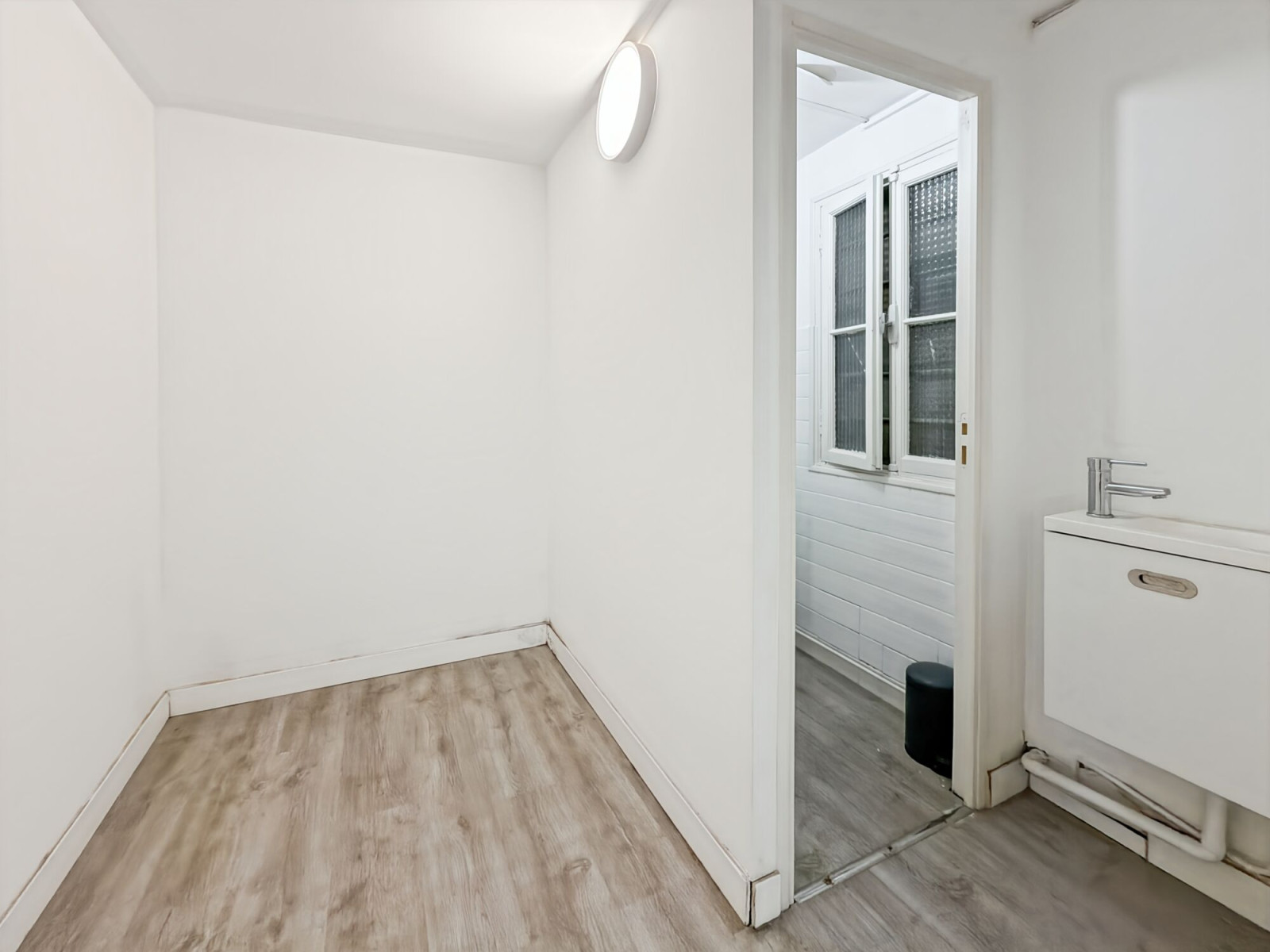 
                                                Location
                                                 Location Bureaux Marseille 13007