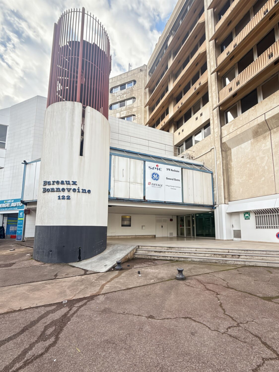 
                                                Location
                                                 Location Bureaux Marseille 13008