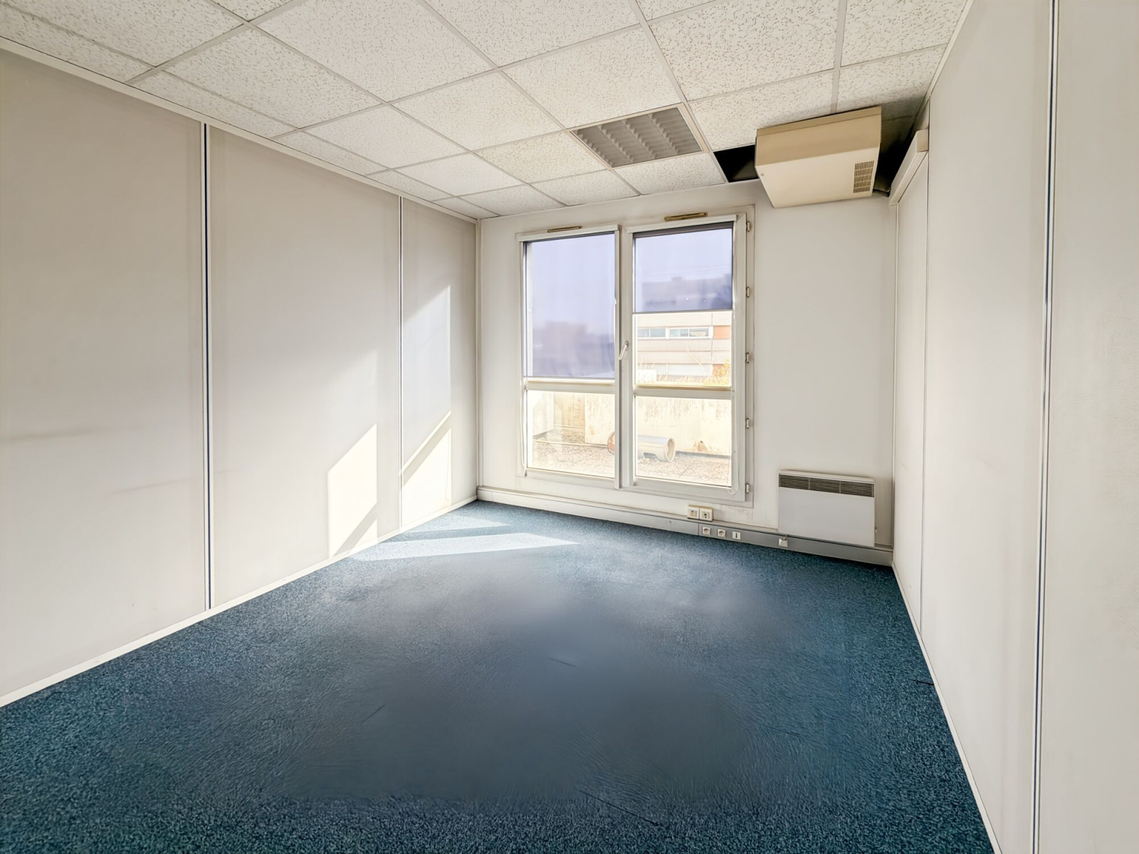 
                                                Location
                                                 Location Bureaux Marseille 13008