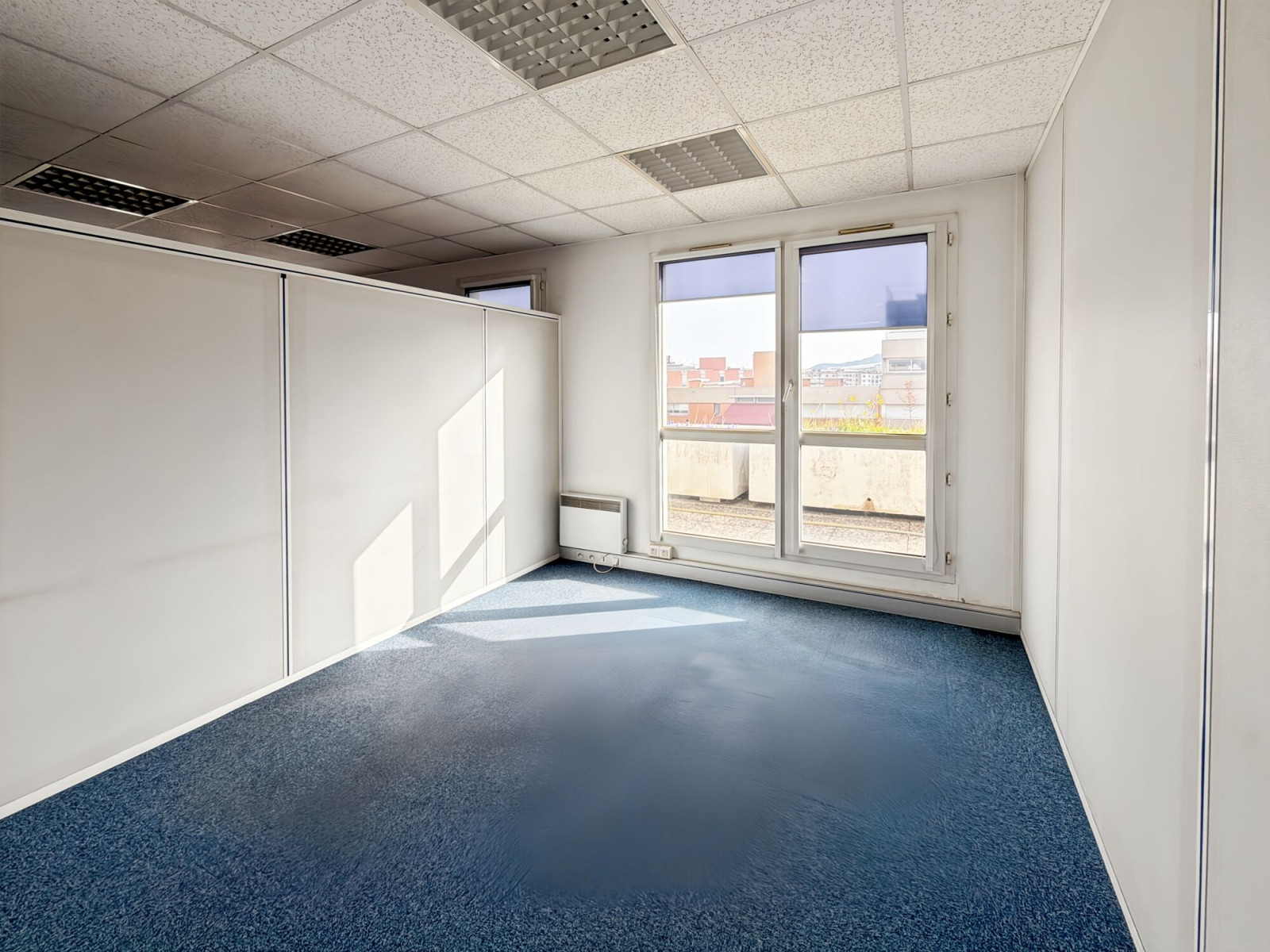 
                                                Location
                                                 Location Bureaux Marseille 13008