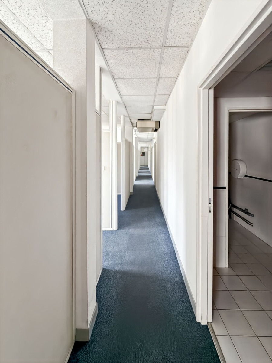 
                                                Location
                                                 Location Bureaux Marseille 13008