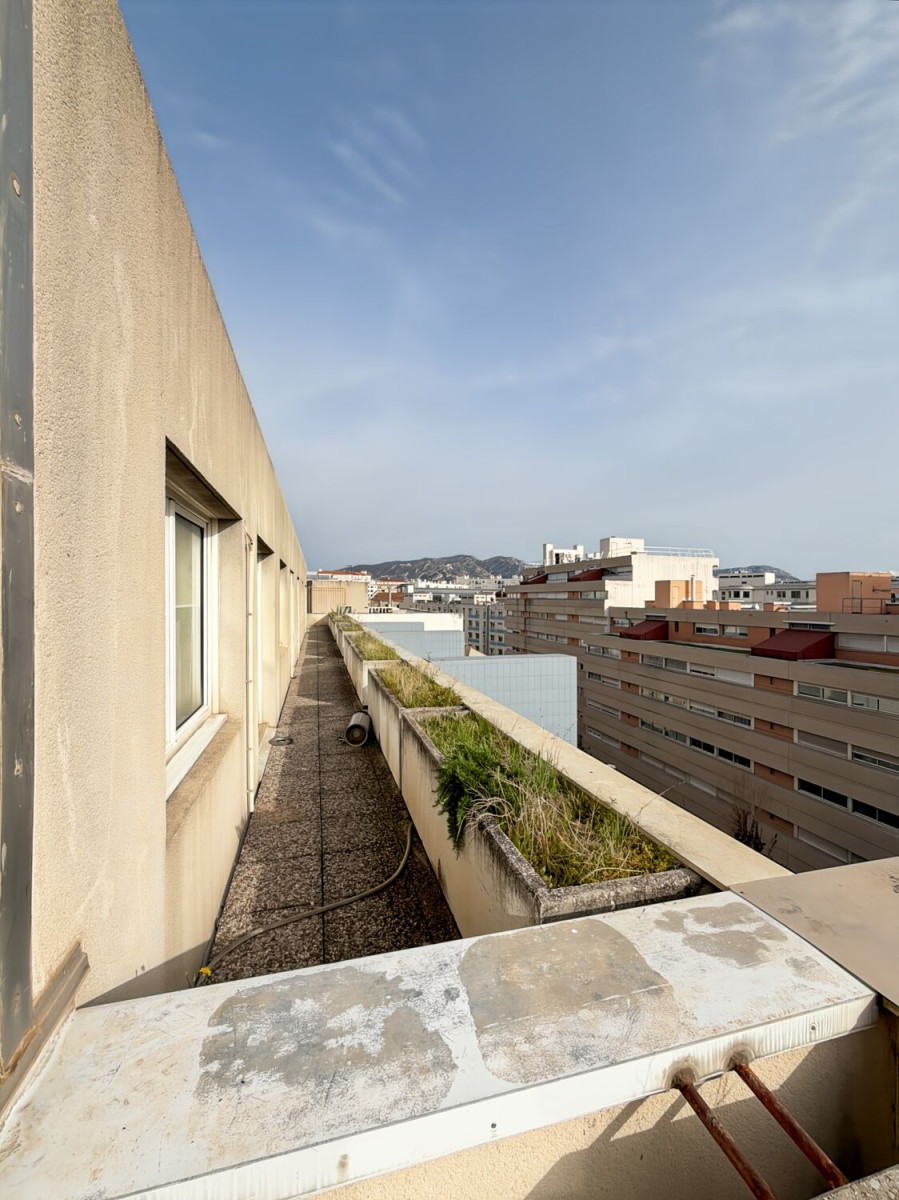
                                                Location
                                                 Location Bureaux Marseille 13008