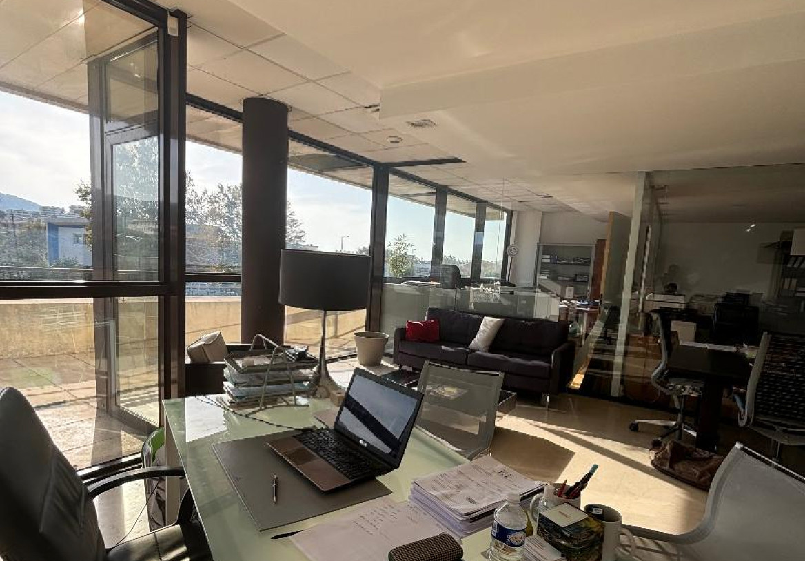 
                                                Location
                                                 Location Bureaux Marseille 13008