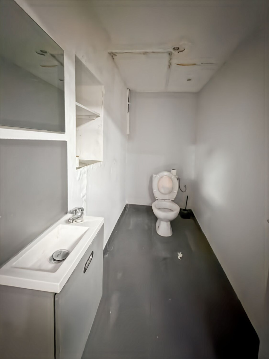 
                                                Location
                                                 Location Bureaux Marseille 13008
