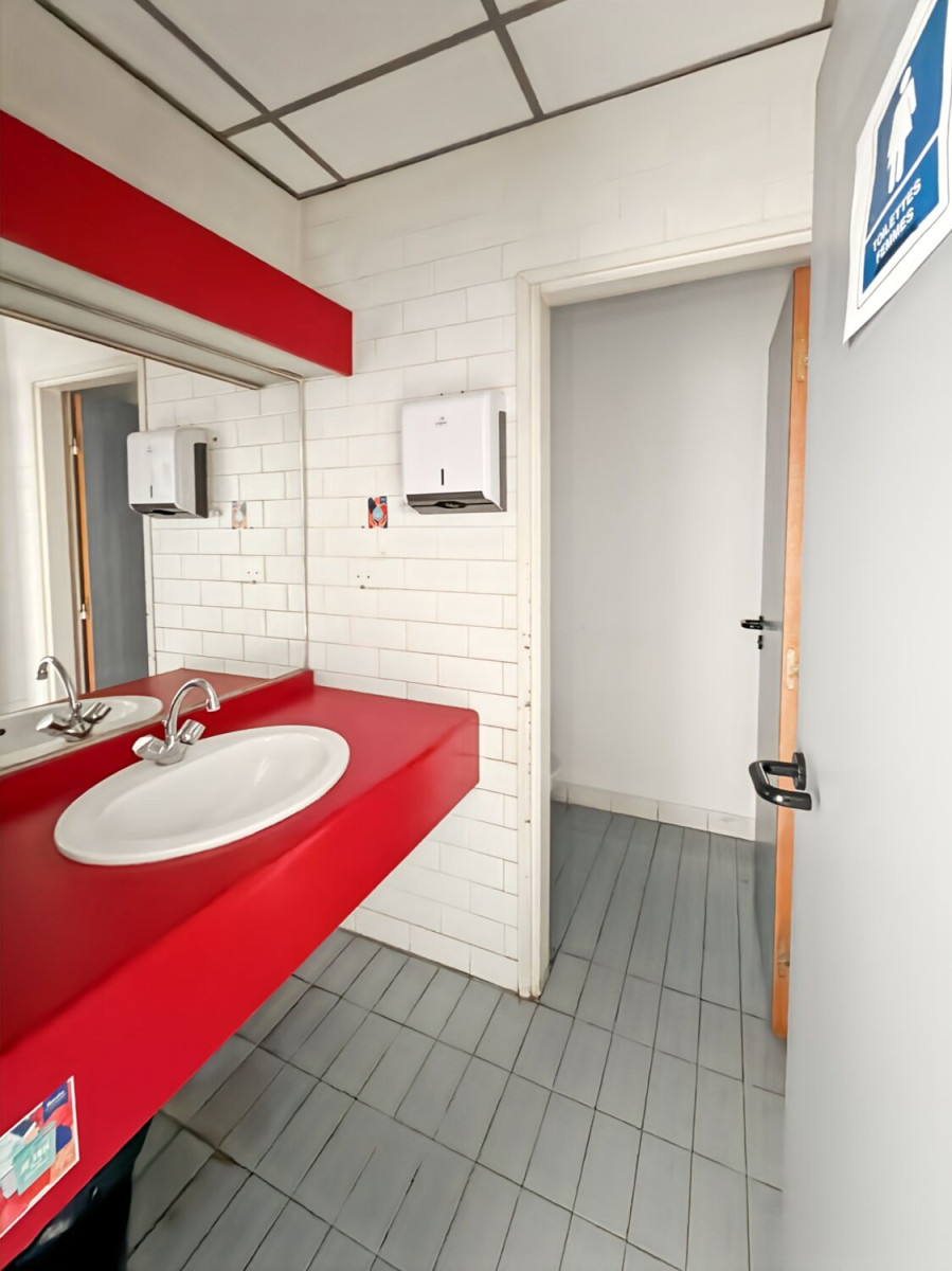 
                                                Location
                                                 Location Bureaux Marseille 13010