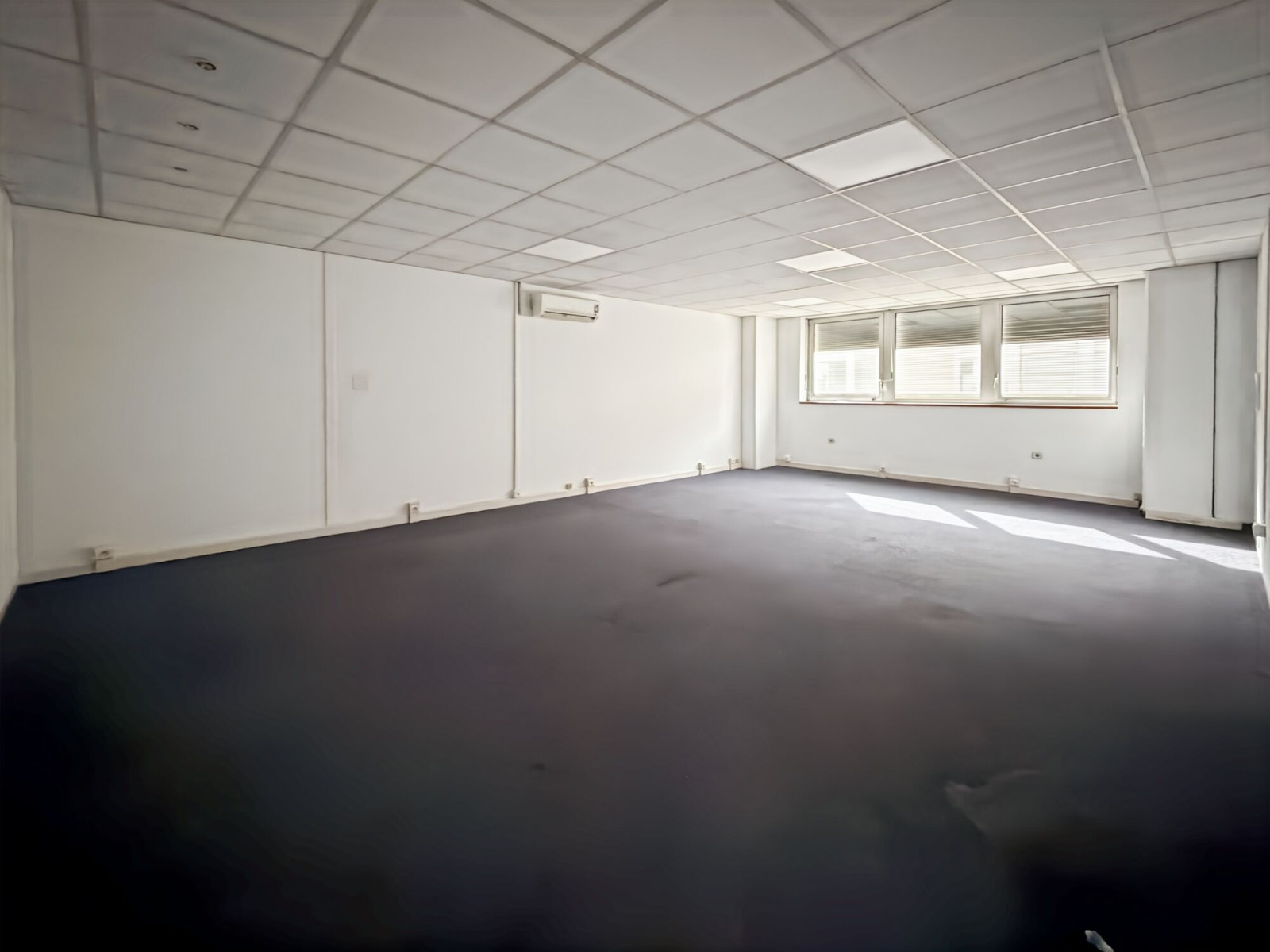 
                                                Location
                                                 Location Bureaux Marseille 13010