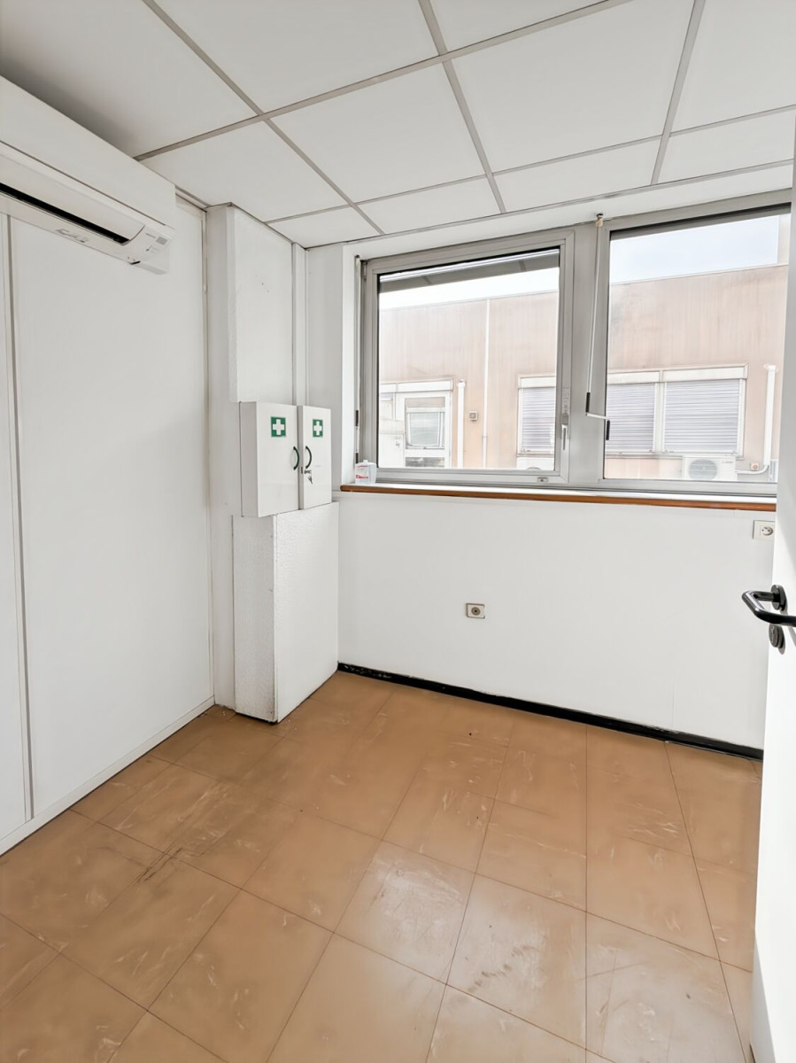 
                                                Location
                                                 Location Bureaux Marseille 13010