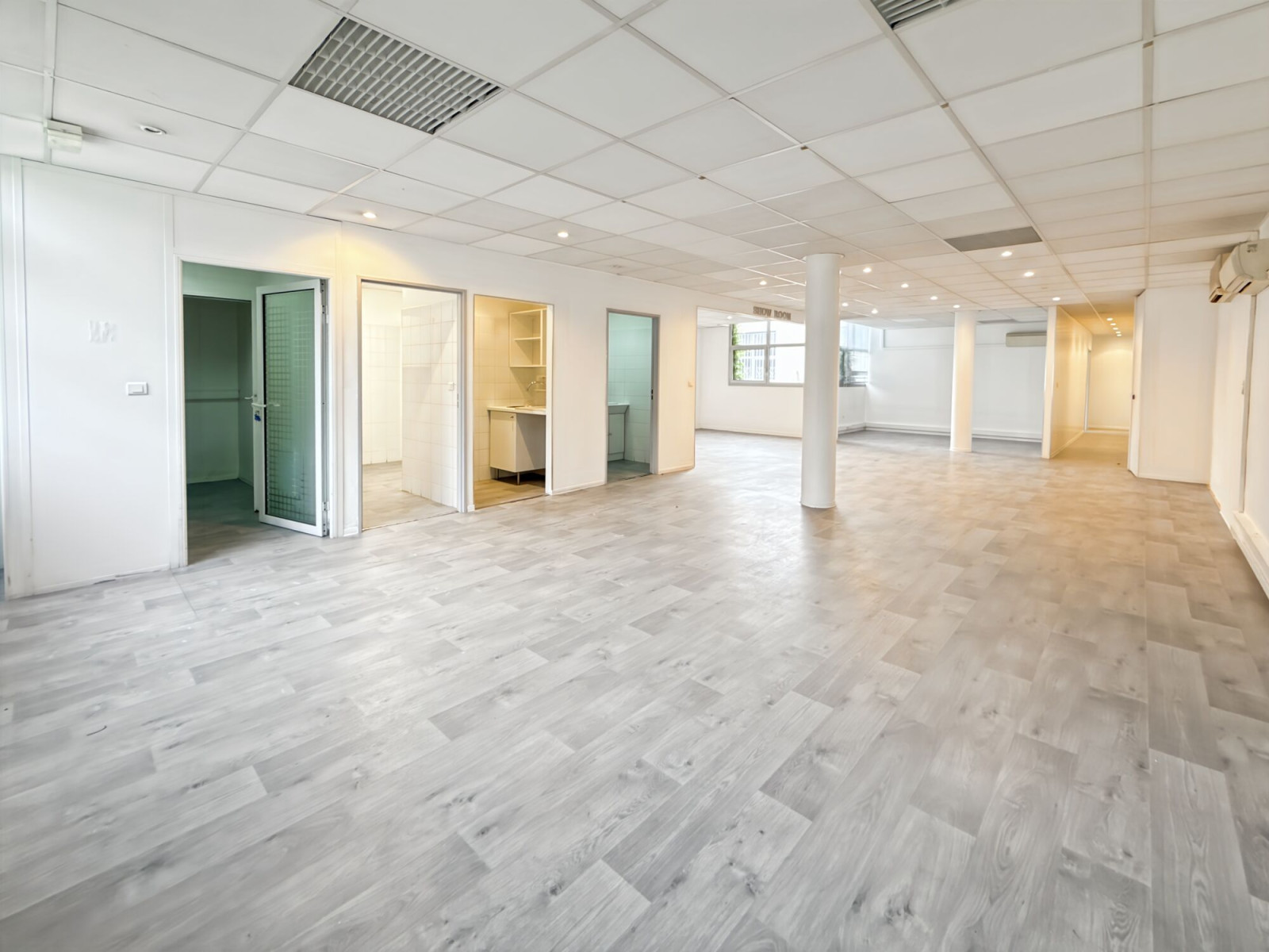 
                                                Location
                                                 Location Bureaux Marseille 13011