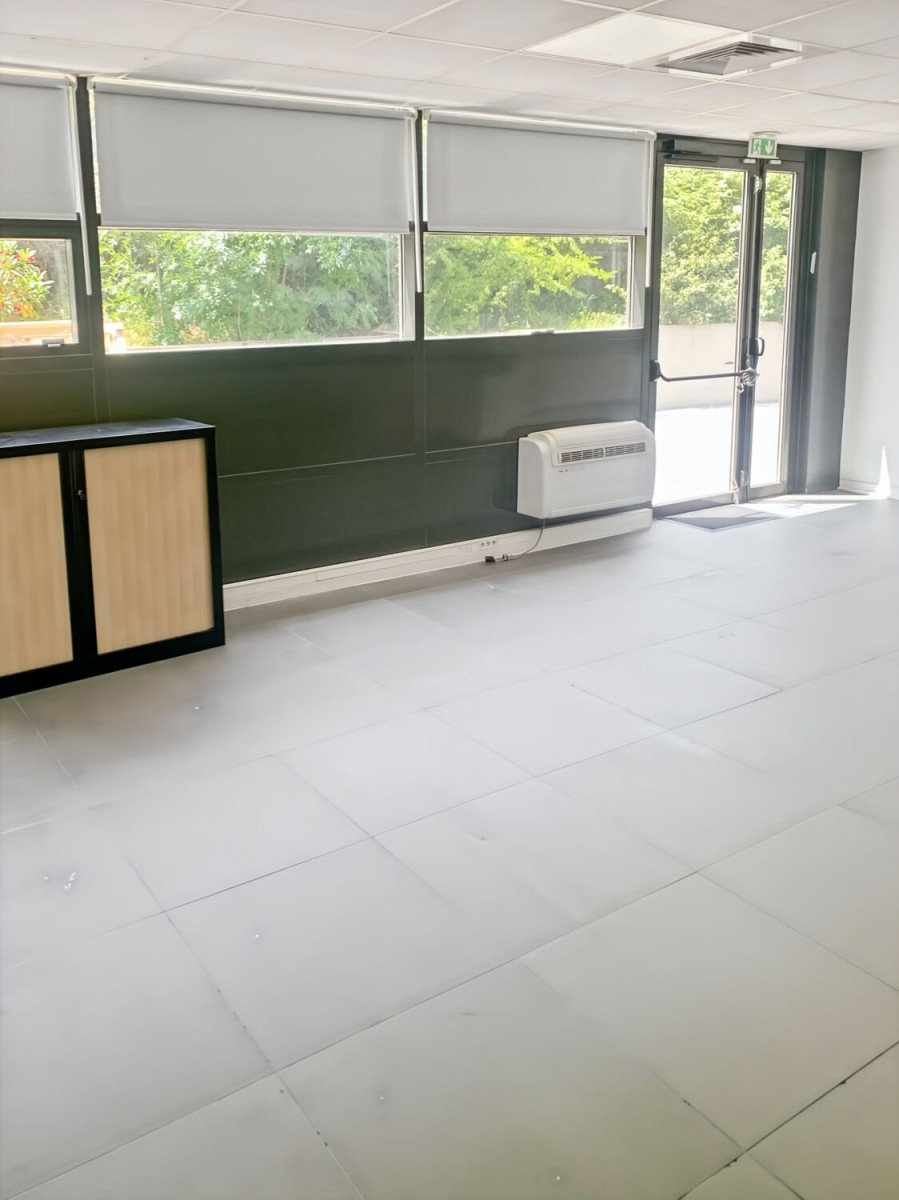 
                                                Location
                                                 Location Bureaux Marseille 13011