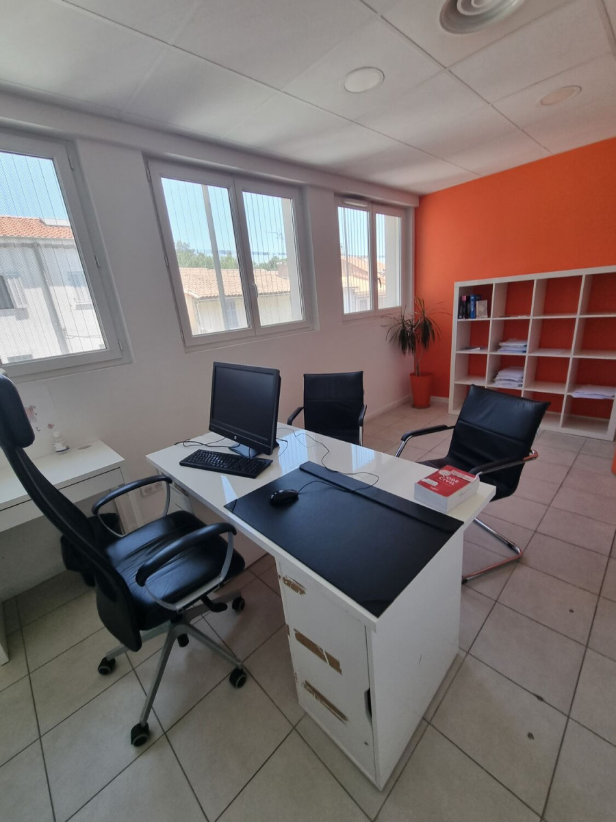 
                                                Location
                                                 Location Bureaux Marseille 13012