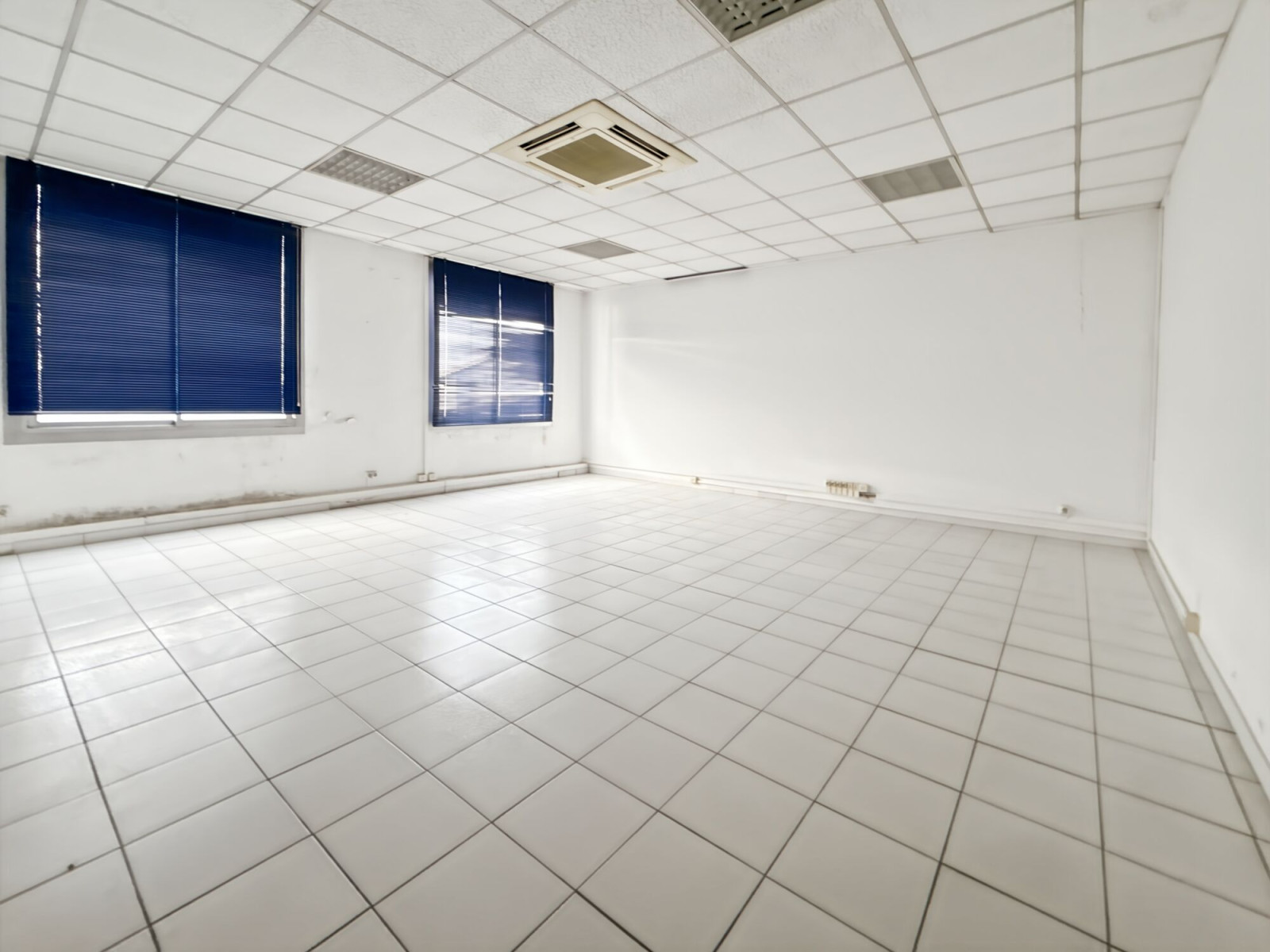 
                                                Location
                                                 Location Bureaux Marseille 13014
