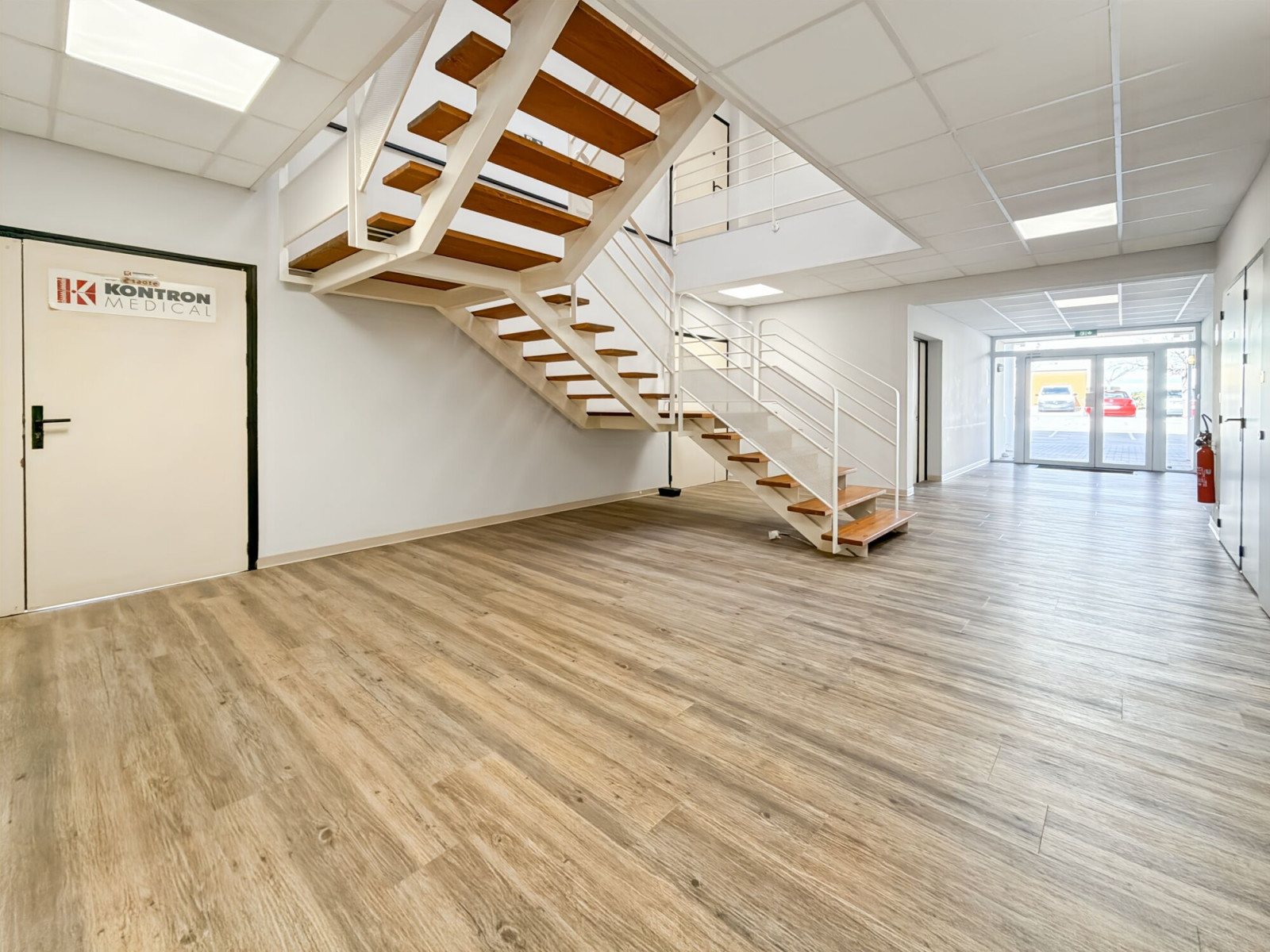 
                                                Location
                                                 Location Bureaux Marseille 13015