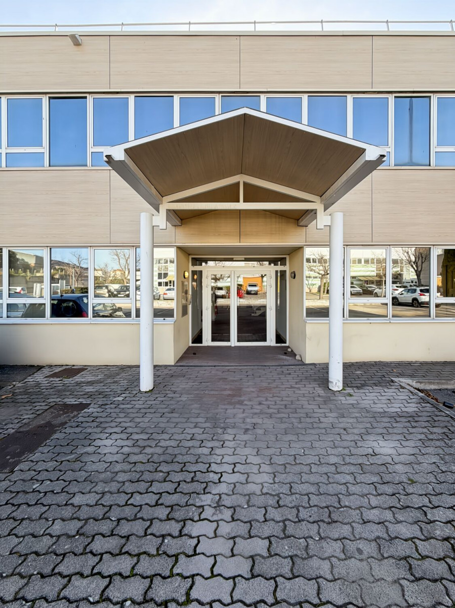 
                                                Location
                                                 Location Bureaux Marseille 13015