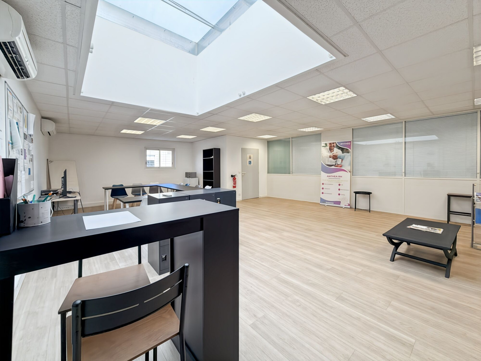 
                                                Location
                                                 Location Bureaux Marseille 13016