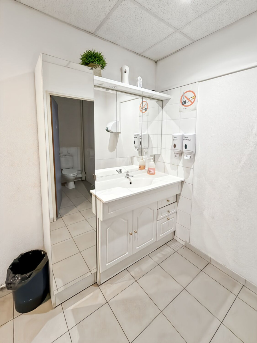 
                                                Location
                                                 Location Bureaux Marseille 13016