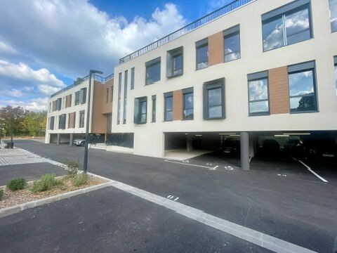 
                                                Location
                                                 Location Bureaux Meyreuil 13590