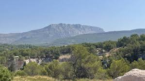 
                                                Location
                                                 Location Bureaux Meyreuil 13590