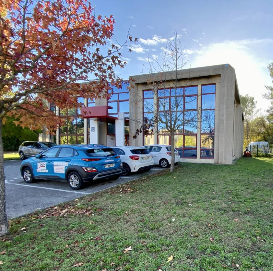 
                                                Location
                                                 Location Bureaux Meyreuil 13590