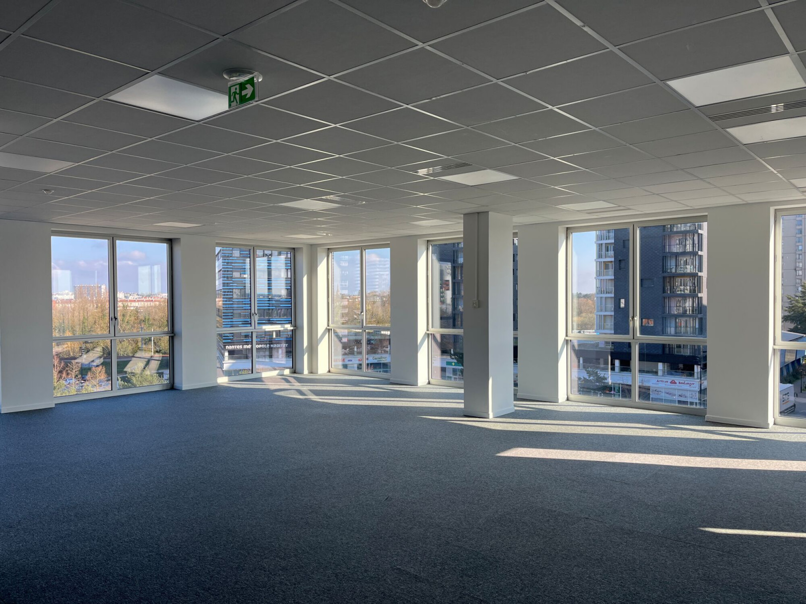 
                                                Location
                                                 Location Bureaux Nantes 44000