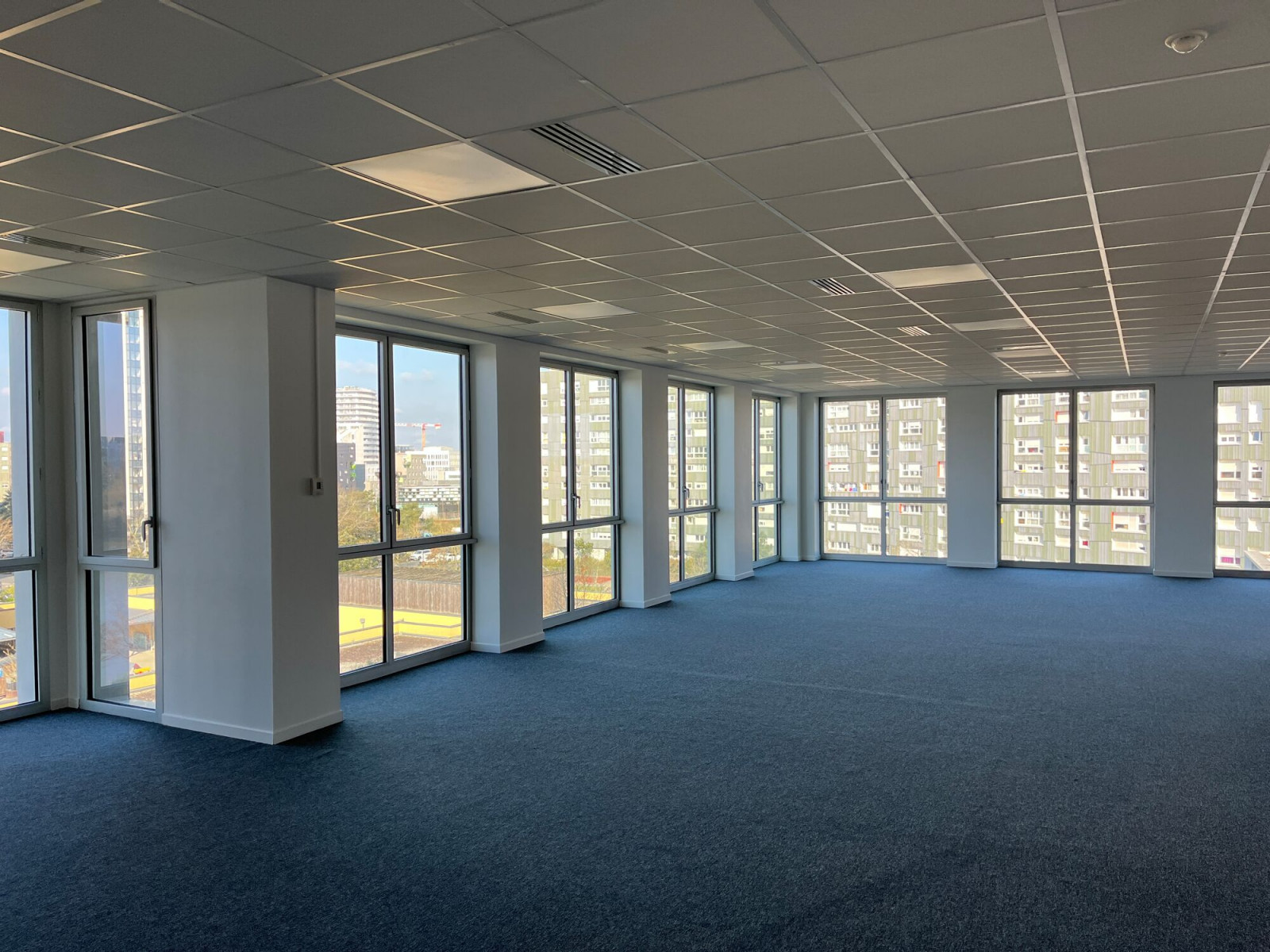 
                                                Location
                                                 Location Bureaux Nantes 44000