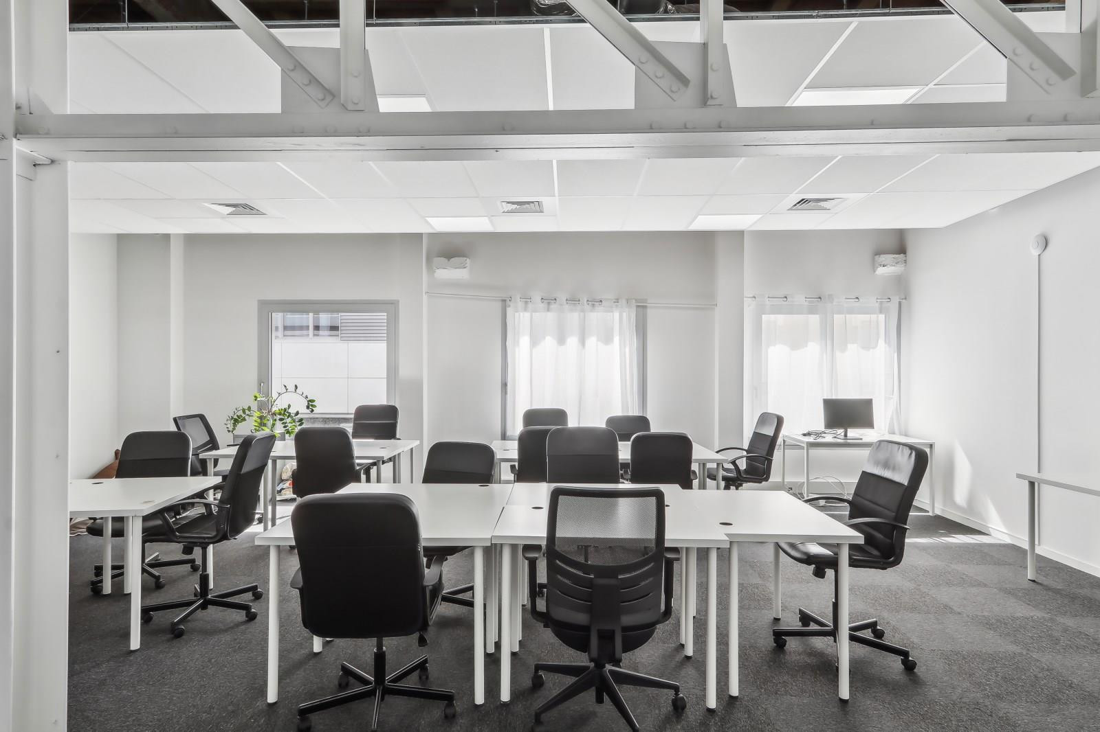 
                                                Location
                                                 Location Bureaux Nantes 44000