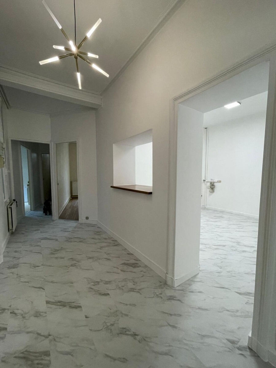 
                                                Location
                                                 Location Bureaux Nantes 44000
