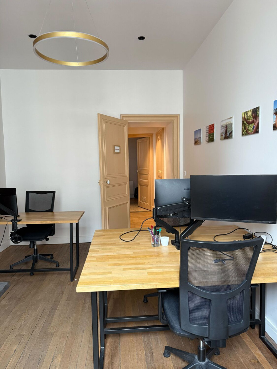 
                                                Location
                                                 Location Bureaux Nantes 44000