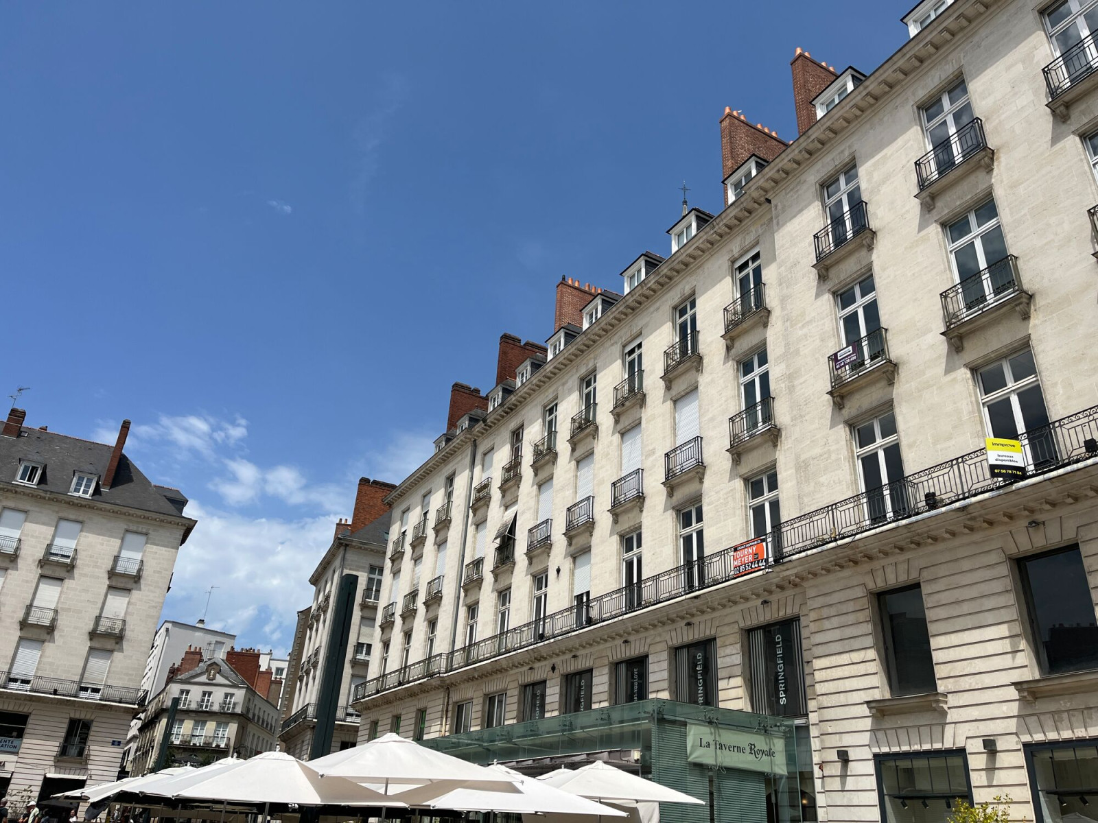 
                                                Location
                                                 Location Bureaux Nantes 44000