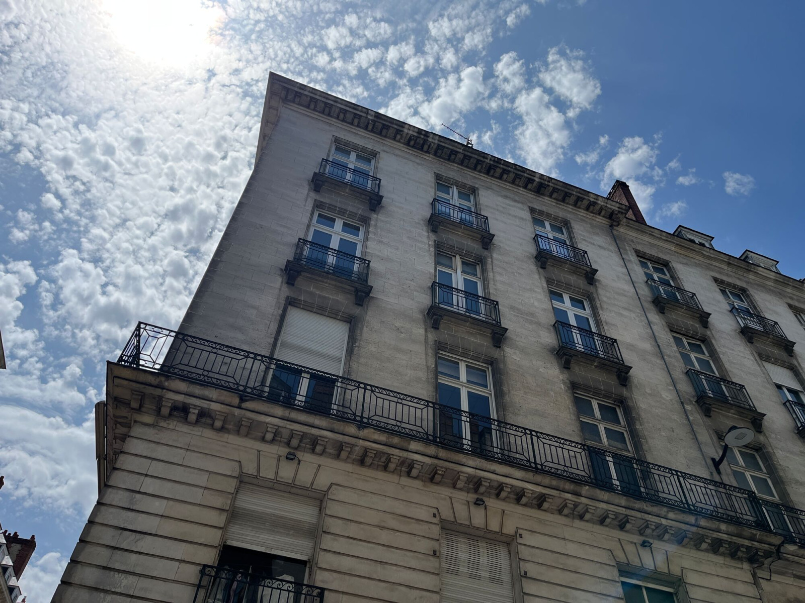 
                                                Location
                                                 Location Bureaux Nantes 44000