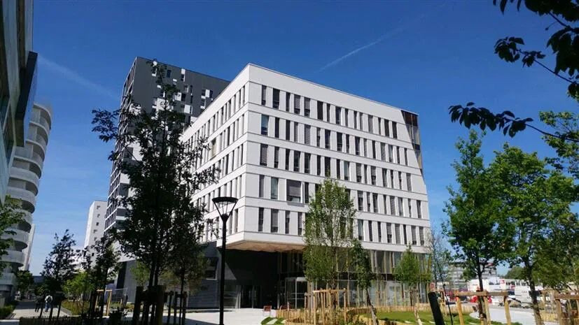 
                                                Location
                                                 Location Bureaux Nantes 44000
