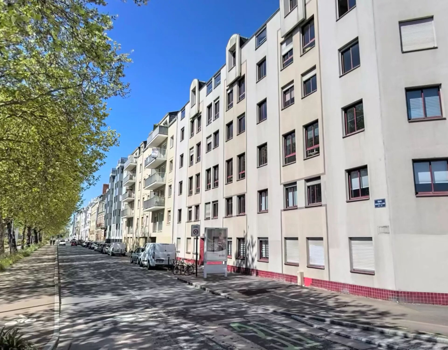 
                                                Location
                                                 Location Bureaux Nantes 44000