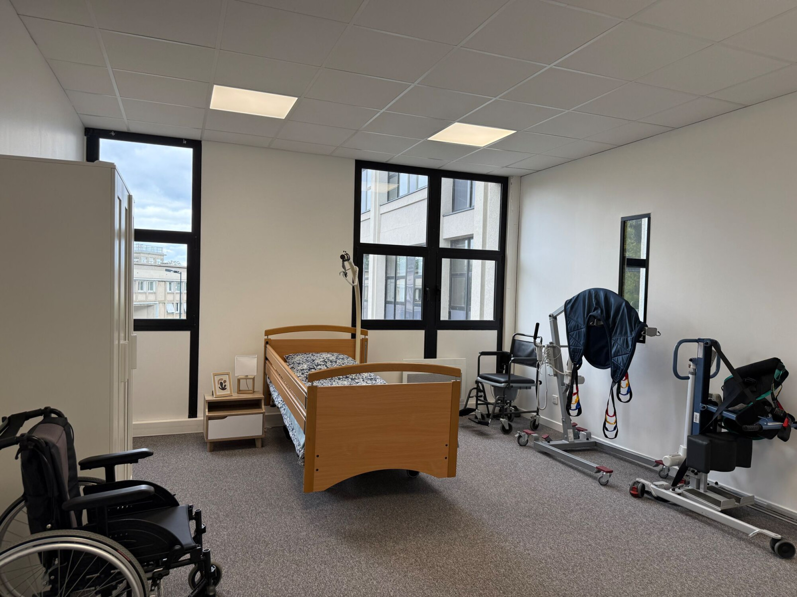 
                                                Location
                                                 Location Bureaux Nantes 44100