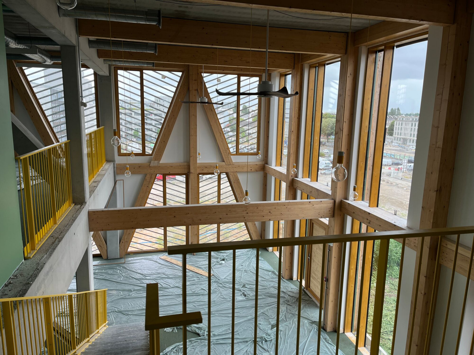 
                                                Location
                                                 Location Bureaux Nantes 44200