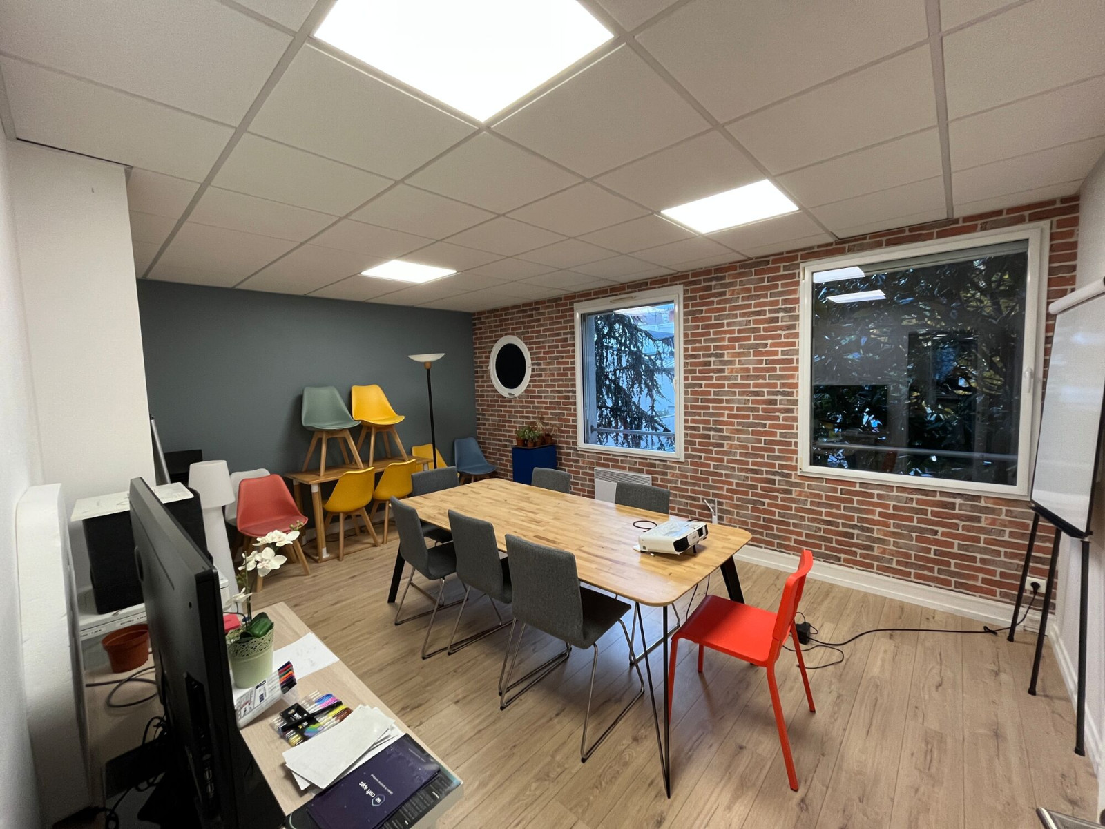 
                                                Location
                                                 Location Bureaux Nantes 44200