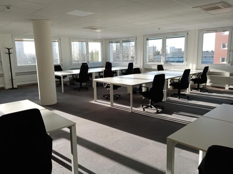 
                                                Location
                                                 Location Bureaux Nantes 44200