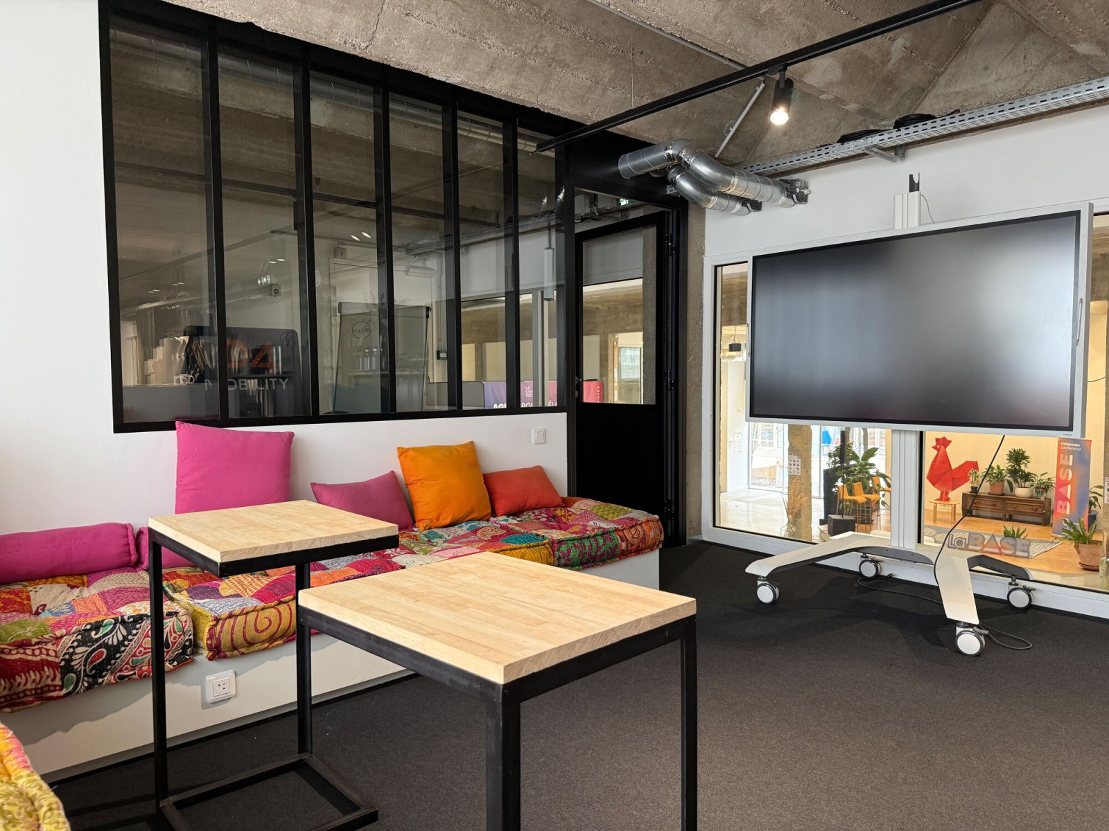 
                                                Location
                                                 Location Bureaux Nantes 44200