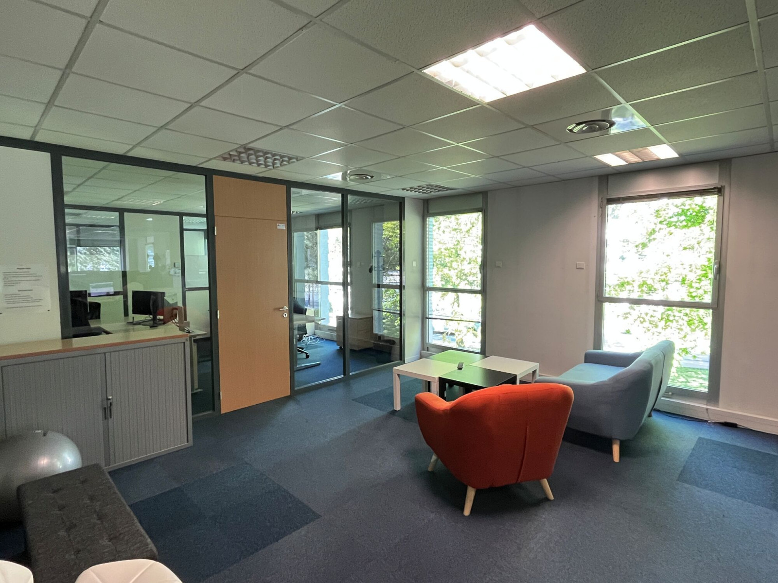 
                                                Location
                                                 Location Bureaux Nantes 44300