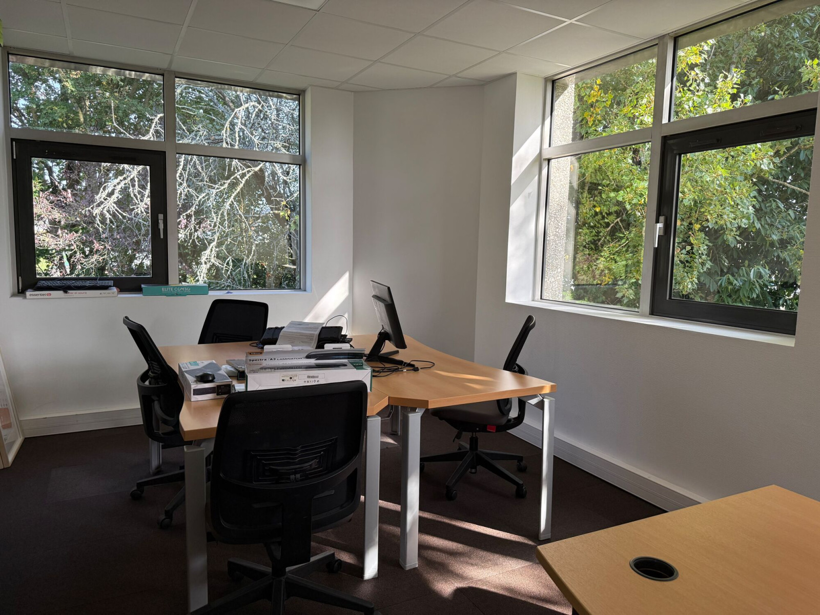 
                                                Location
                                                 Location Bureaux Nantes 44300