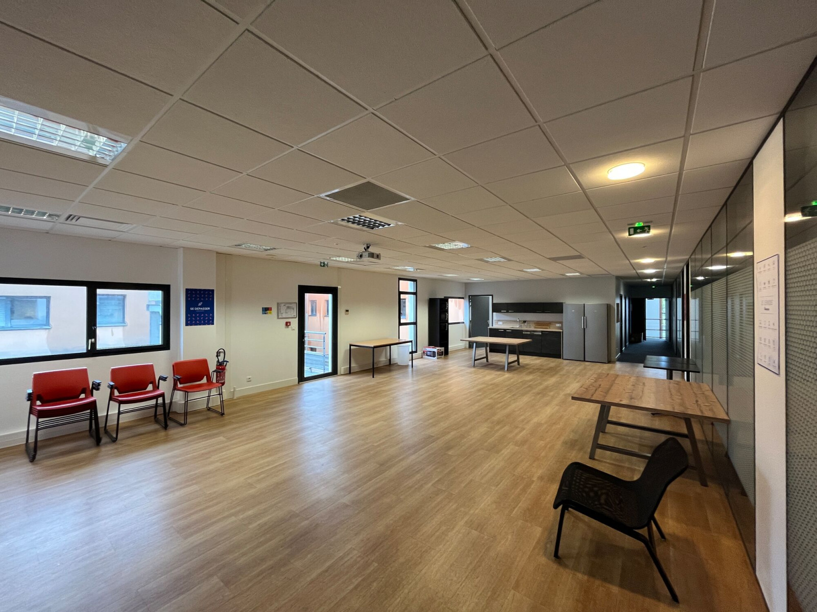 
                                                Location
                                                 Location Bureaux Nantes 44300