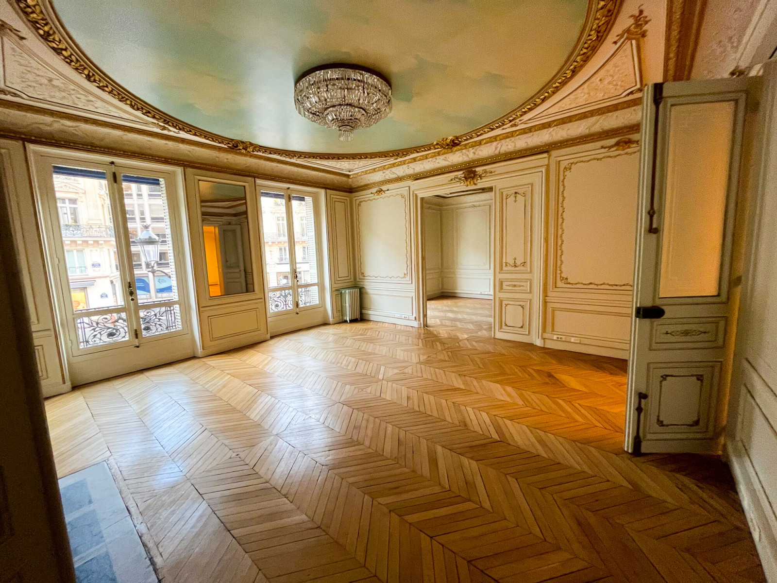 
                                                Location
                                                 Location Bureaux Paris 75001